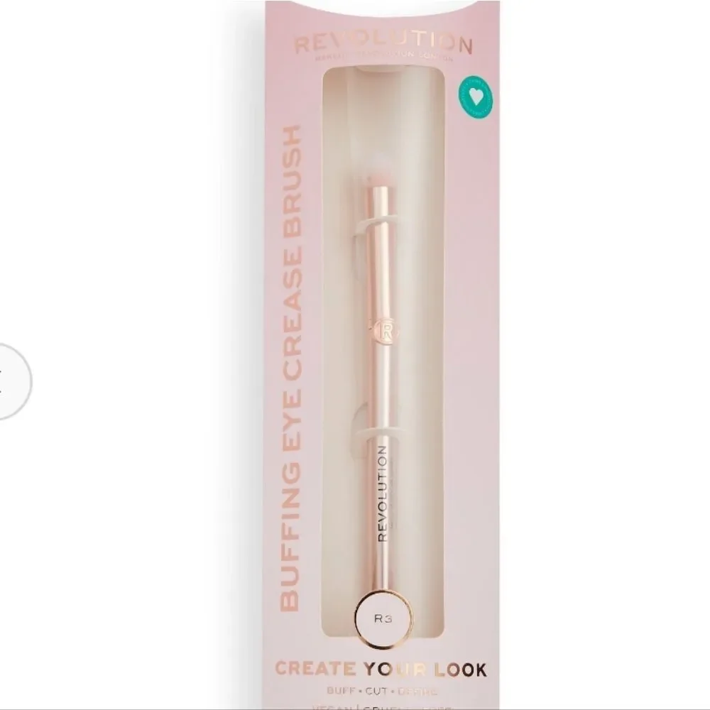 Revolution Beauty‎ Create Your Look Buffing Eye Crease Brush